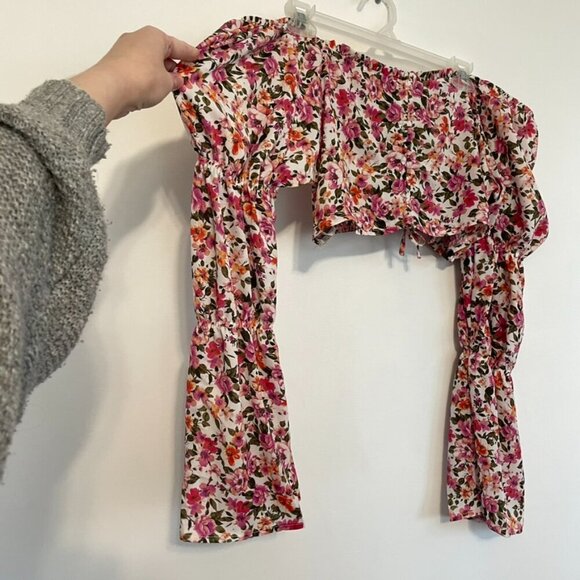 ALMOST FAMOUS Cream Ivory Pink Floral Off the Shoulder Long Bell Sleeve Crop Top - Picture 4 of 12